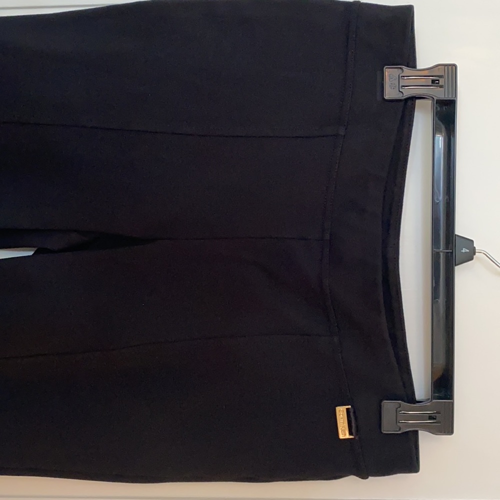 Calvin Klein - stretch pants